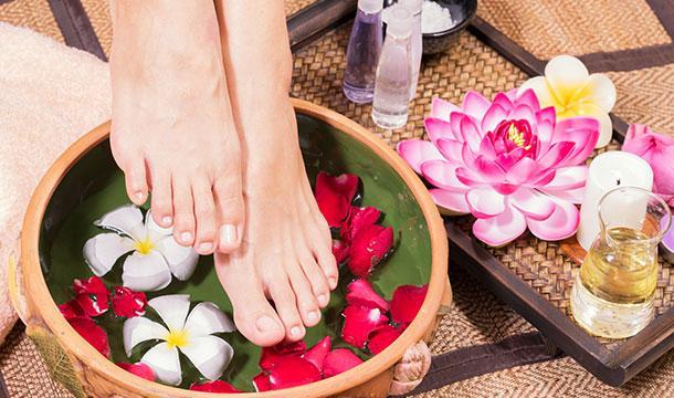 What are the Benefits of Detox Foot Baths