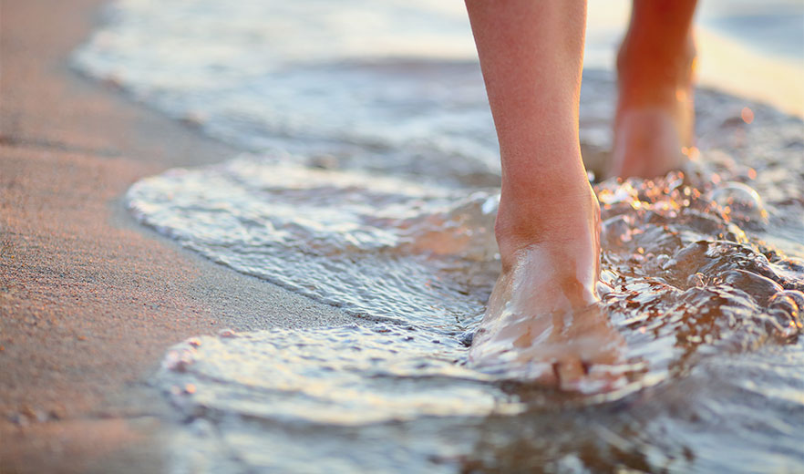 Discovering the Advantages of Aqua-Ionic Detox Foot Spa